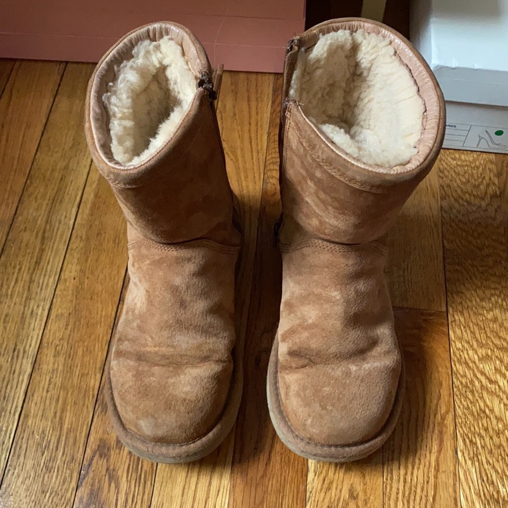 Ugg Classic Short Ii - image 4